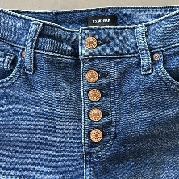 Express Curvy Skinny Mid Rise Capris size 6 Short - Picture 3 of 6